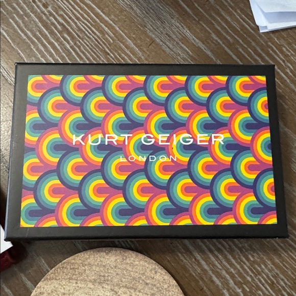 Kurt Geiger London Kensington Quilted Leather Bifold Wallet red patent leather - Picture 9 of 9